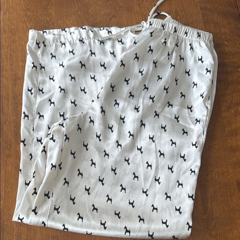 MixIt Classic Cream satin SCHNAUZER/Scotty Black Dog Pajama Pants women’s small